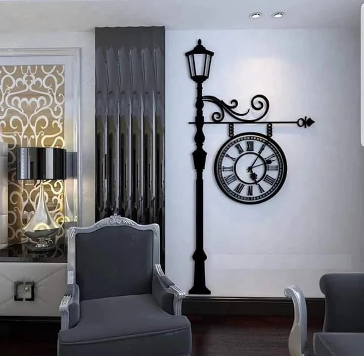Vintage Street Lamp Wall Clock